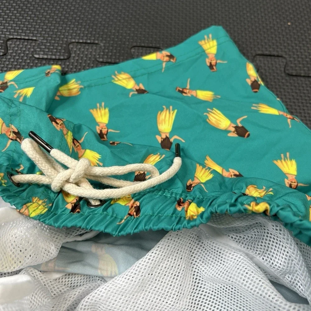 Two Left Feet Swim Trunks Men's XL‎ Floral Hawaiian Hula Dancer Swim Shorts